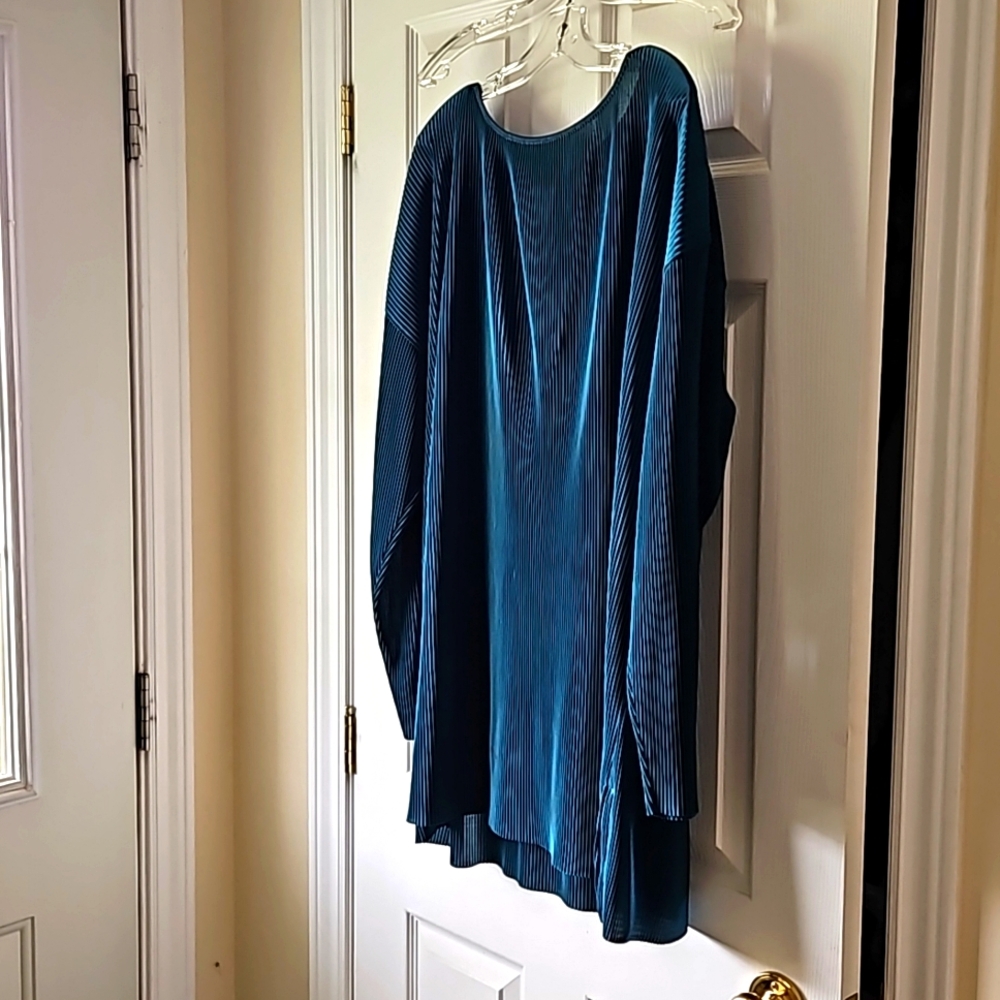 Teal vintage polyester pleated dress